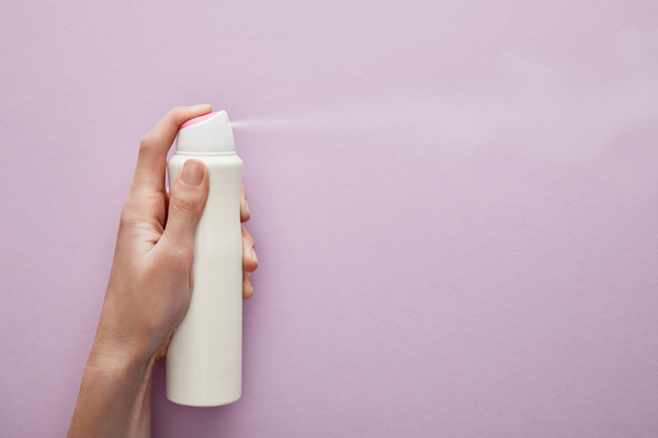 image of a aerosol spray can depicting indoor air pollution
